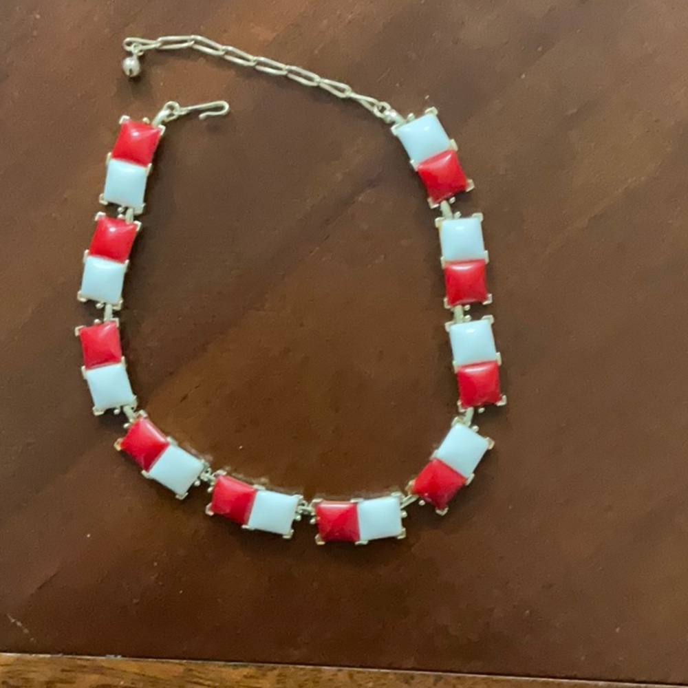 Chic Red and White jewelry set - Picture 2 of 5